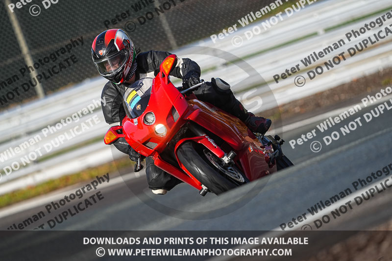 anglesey;brands hatch;cadwell park;croft;donington park;enduro digital images;event digital images;eventdigitalimages;mallory;no limits;oulton park;peter wileman photography;racing digital images;silverstone;snetterton;trackday digital images;trackday photos;vmcc banbury run;welsh 2 day enduro